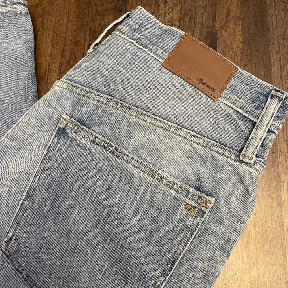 Madewell | The Mom Jean - Picture 6 of 12